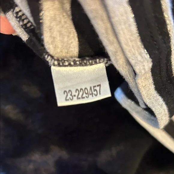 Ann Taylor Black and White Striped Tank Top - Picture 3 of 7